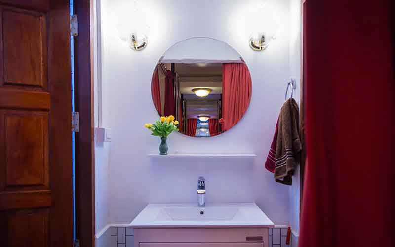 luxury private rooms